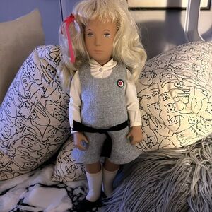 Sasha 114S Doll